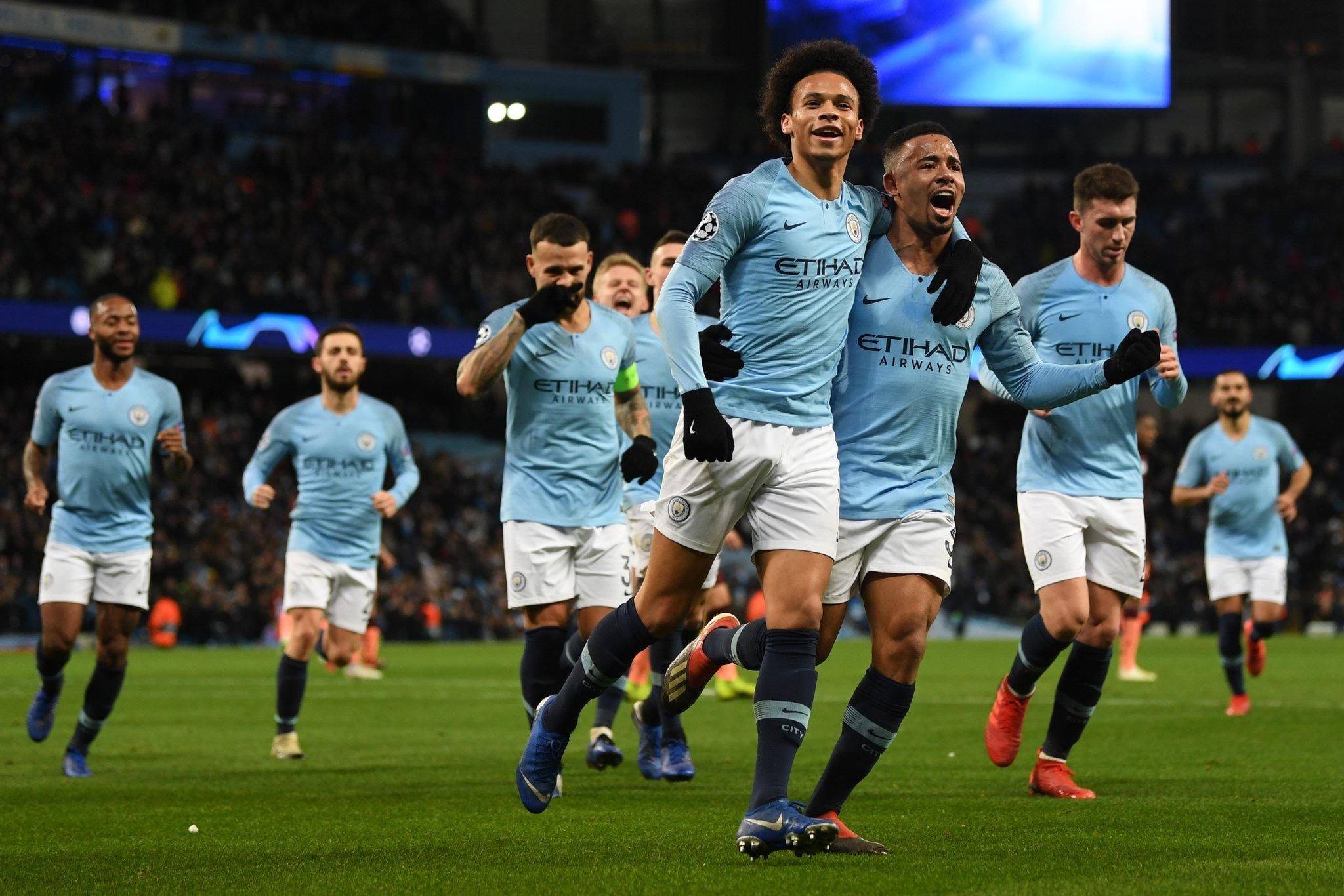 己的职业生 己的职业生